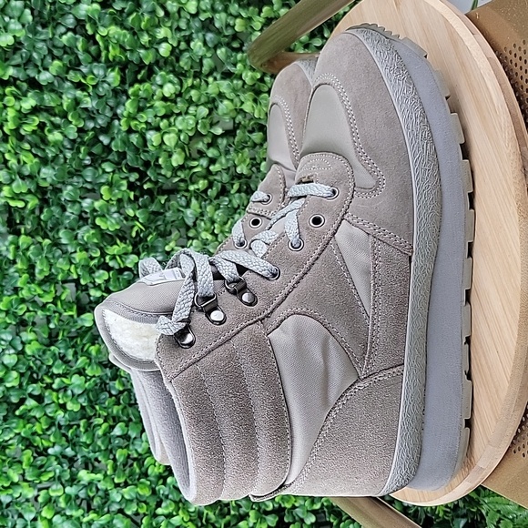 L.L Bean Vintage Thinsulate Women Leather Suede Laceup Trail Boot Taupe Grey 9N - Picture 2 of 13